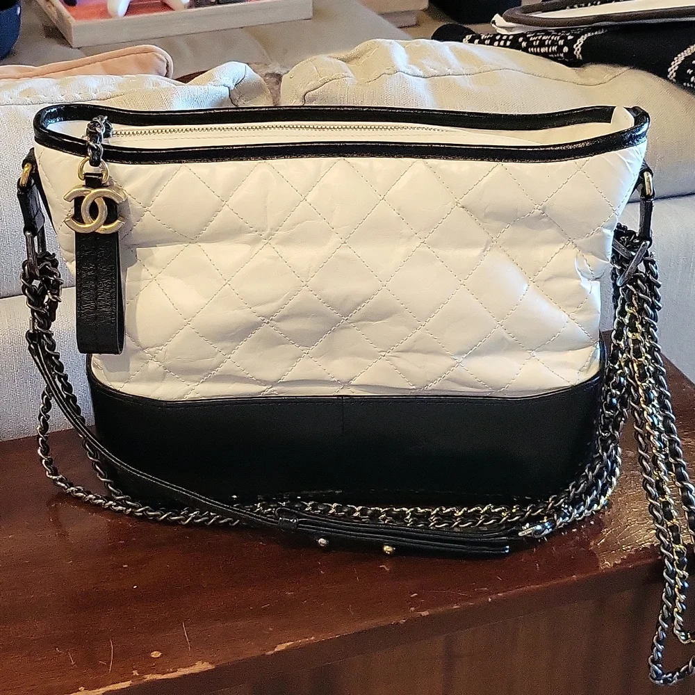 SOLD 🚫 Chanel Gabrielle Bag - Picture 1 of 10